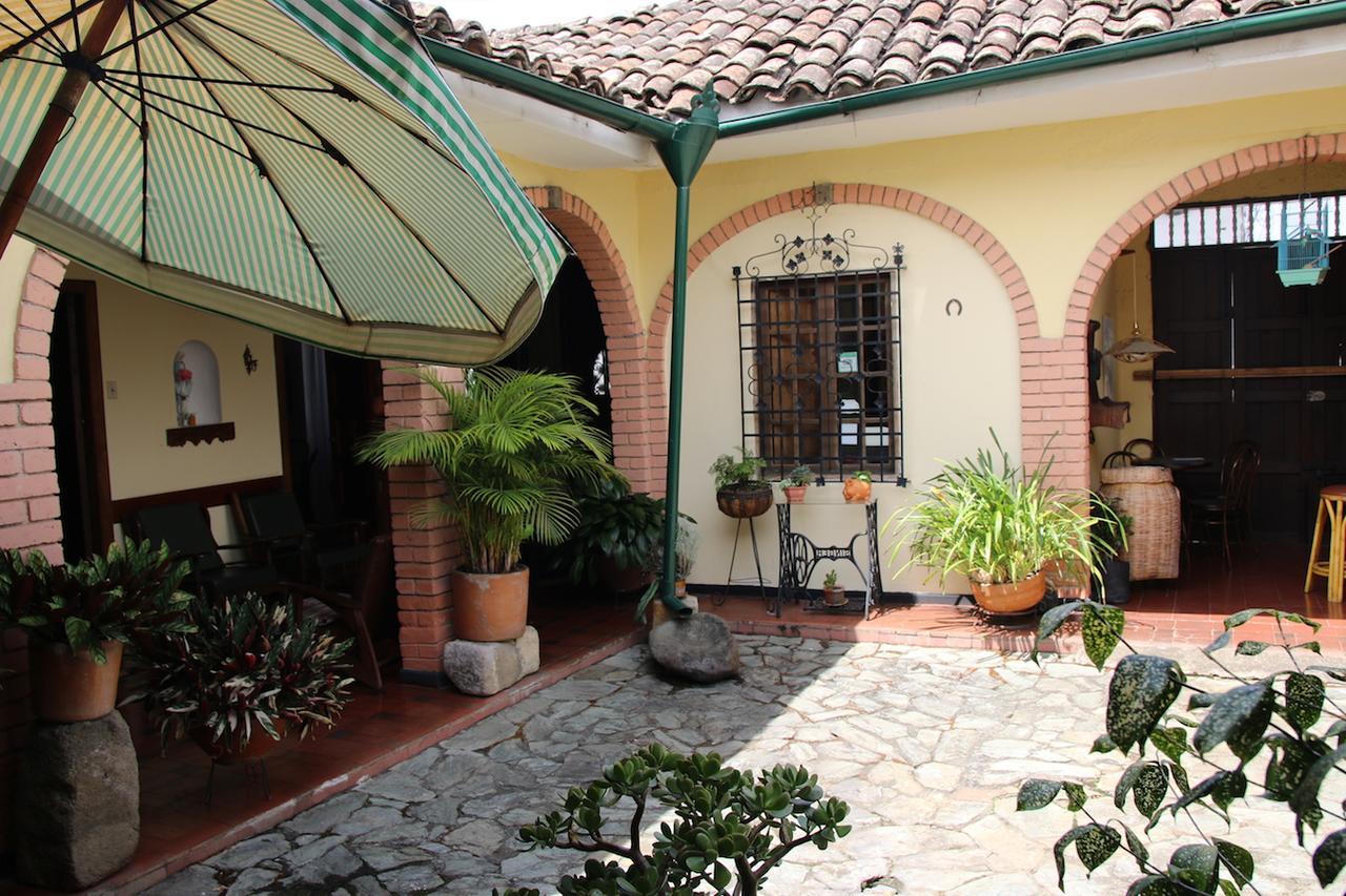 Bed and Breakfast La Casa De Mima Popayán Exterior foto